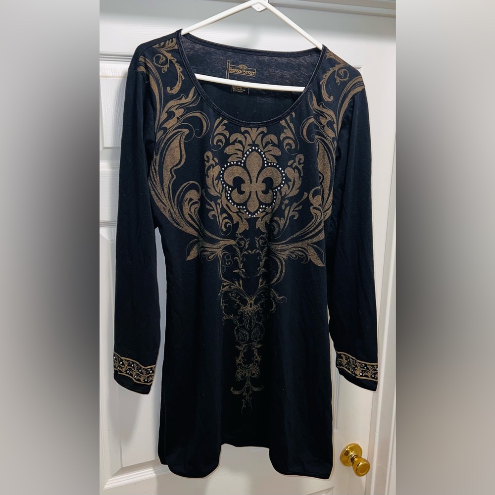 Emerson Street Black and Gold Long Sleeve Fleur De Lis Tunic/Dress! Size Large.